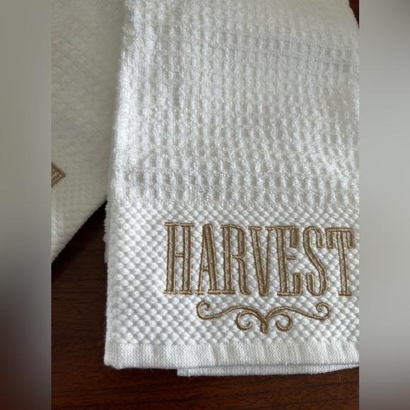 La Patisserie 2 Piece Coordinating Kitchen Towel Set - Picture 2 of 4